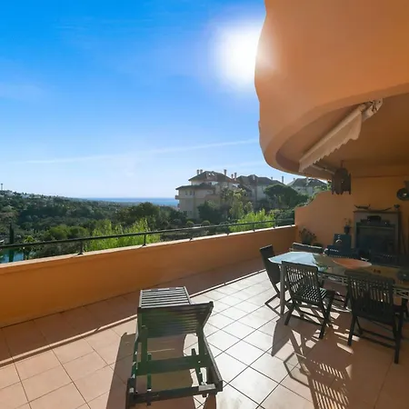 Beautiful 2 Bedroms Located In Elviria Hills Apartmán